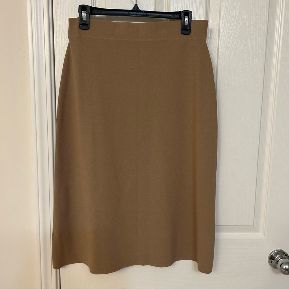 Vince Soft Sculpted Knee-Length Skirt in CASHEW Size M - Picture 7 of 9